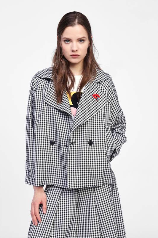 Blazer con estampado de cuadros y...